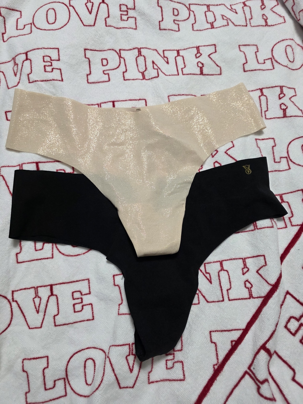 Victoria's Secret Shimmery Nude and Black Seamless Thong Set